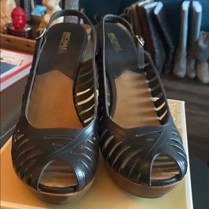 MICHAEL Michael Kors Sling